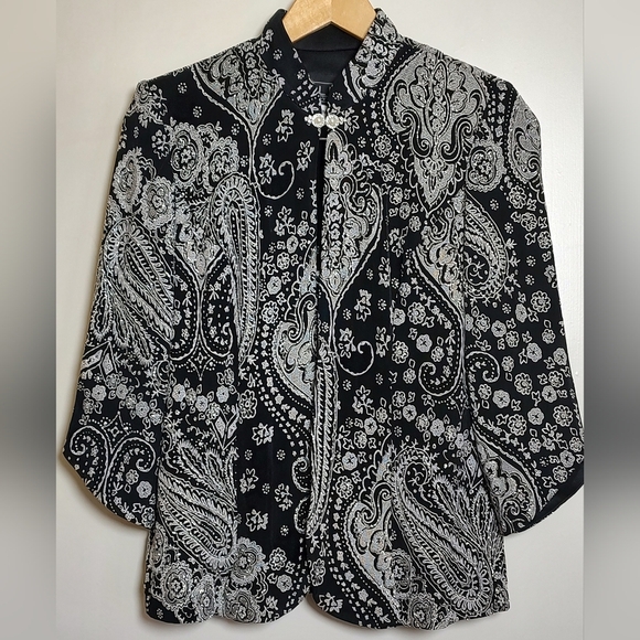 Alex Evenings Jackets & Blazers - Alex Evenings Black and White Paisley Glitter Tank And Blazer Set